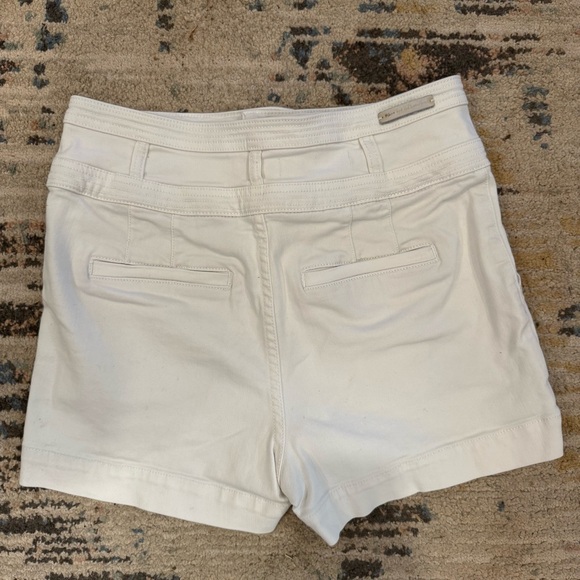 Anthropologie Pilcro High Waisted White Stretch Denim Shorts Size 29 - Picture 2 of 5